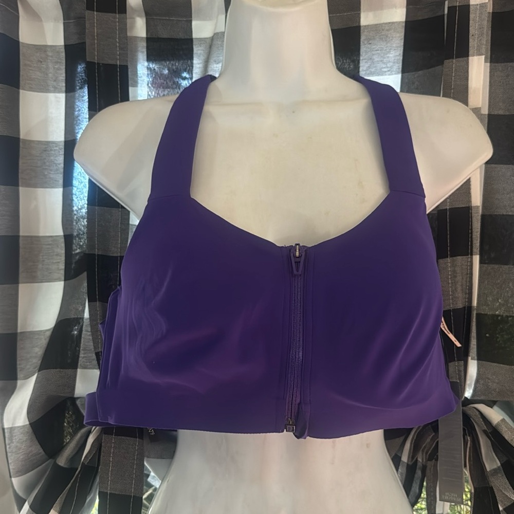 Victoria’s Secret on point Purple Zip-Front Sports Bra NWT. Size 36C